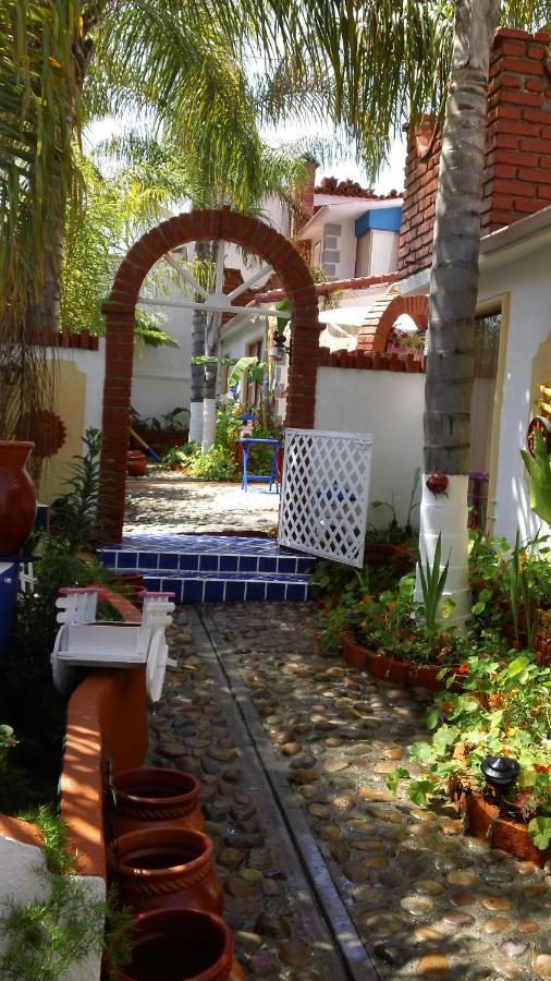 Welcome To Casa Viva Mexico 3-Bedrooms 2-Bathroms 6-Guests Close To Shoping Center & Beach Tijuana Kültér fotó